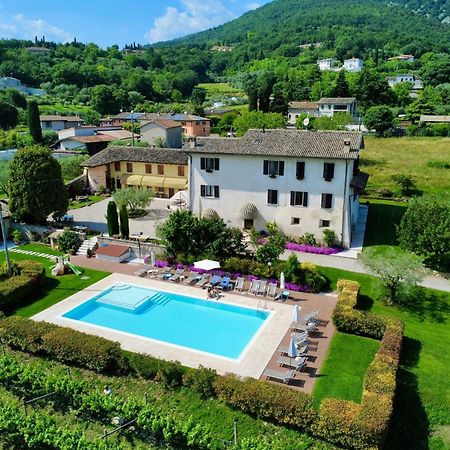 Agriturismo Corte Dei Fiori Caprino Veronese Exterior foto